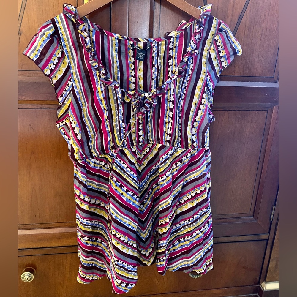NWT Lucky Brand Womens Large V-Neck Striped Floral Top Ruffle Empire Waist